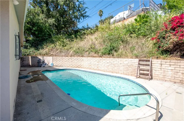 1615 Trenton Avenue, Glendale, California 91206