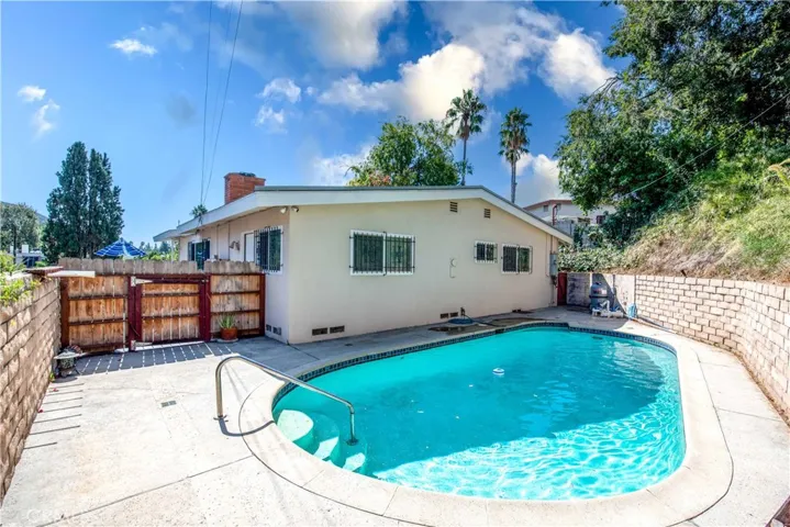 1615 Trenton Avenue, Glendale, California 91206