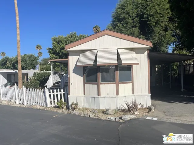 18801 Roberts Road Unit 5, Desert Hot Springs, California 92241