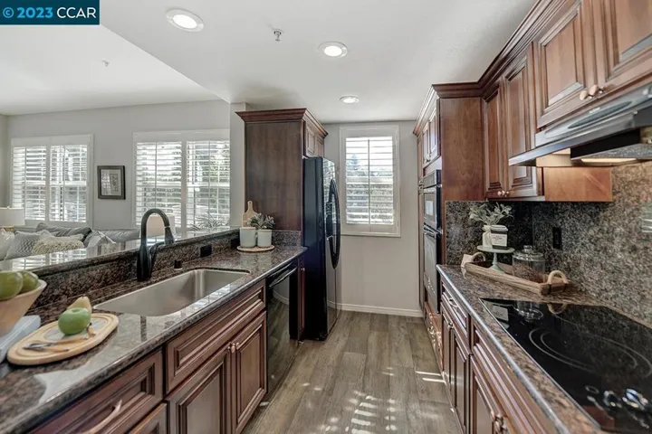 1840 Tice Creek Dr Unit 2430, Walnut Creek, California 94595