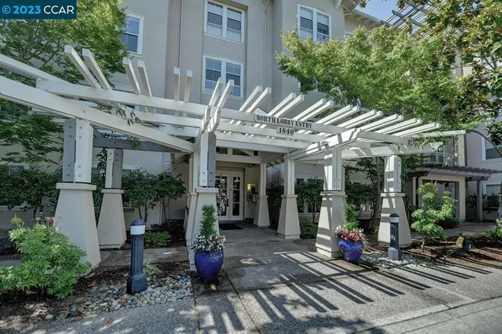 1840 Tice Creek Dr Unit 2430, Walnut Creek, California 94595