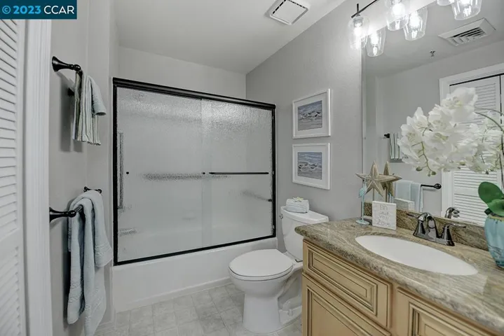 1840 Tice Creek Dr Unit 2430, Walnut Creek, California 94595