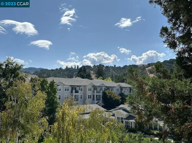 1840 Tice Creek Dr Unit 2430, Walnut Creek, California 94595