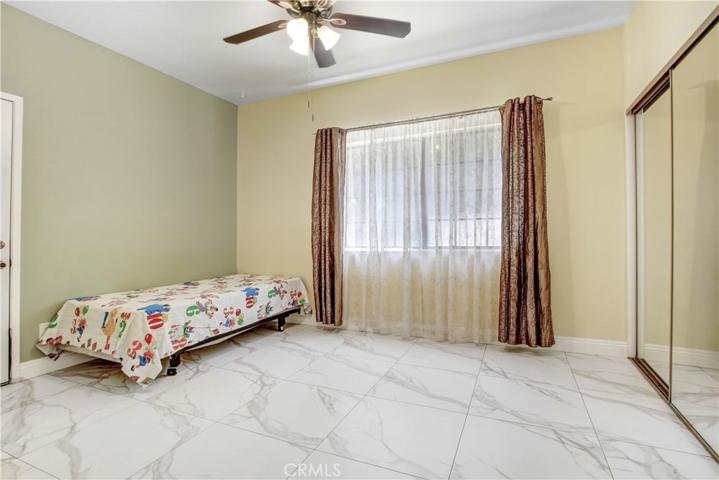17021 Lassen Street, Northridge, California 91325