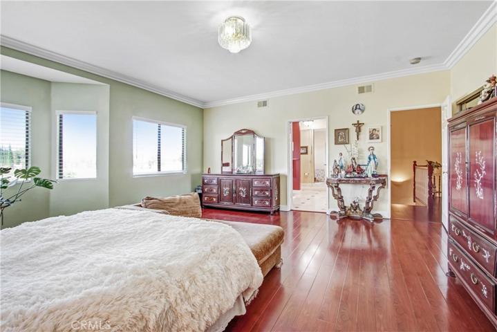 17021 Lassen Street, Northridge, California 91325