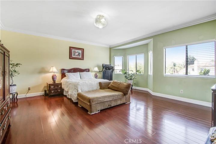 17021 Lassen Street, Northridge, California 91325