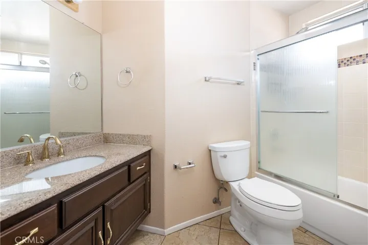 1813 Balsawood Drive, Hemet, California 92545