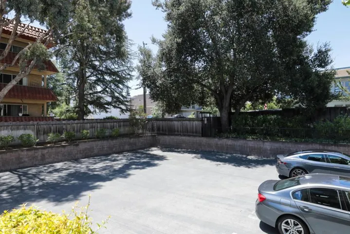 226 W Edith Avenue 15, Los Altos, California 94022