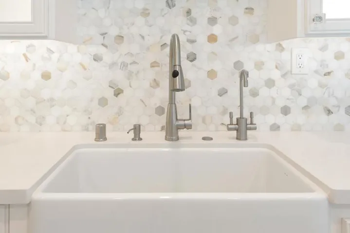226 W Edith Avenue 15, Los Altos, California 94022