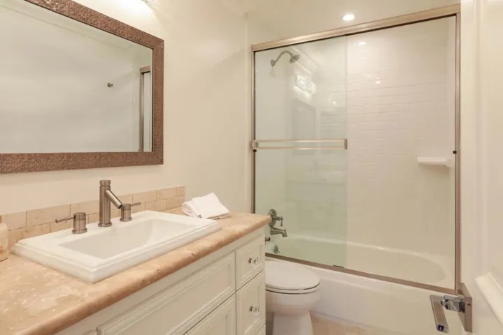 226 W Edith Avenue 15, Los Altos, California 94022