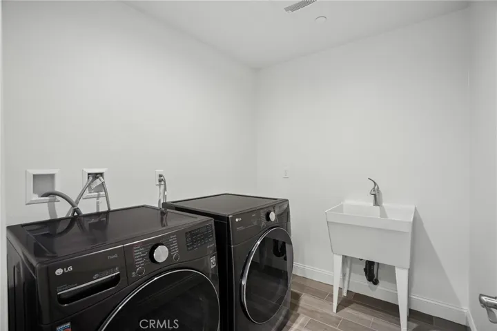 5684 Gazania Court, Santa Maria, California 93455