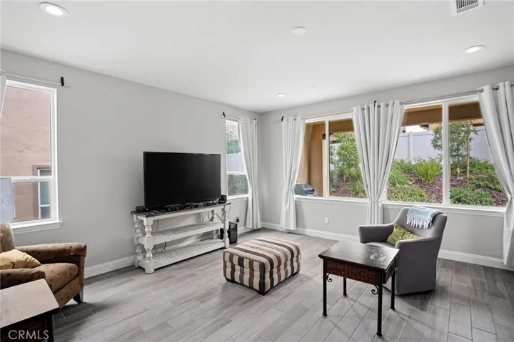 5684 Gazania Court, Santa Maria, California 93455