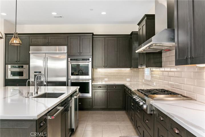 243 N Baldy Vista Avenue, Glendora, California 91741