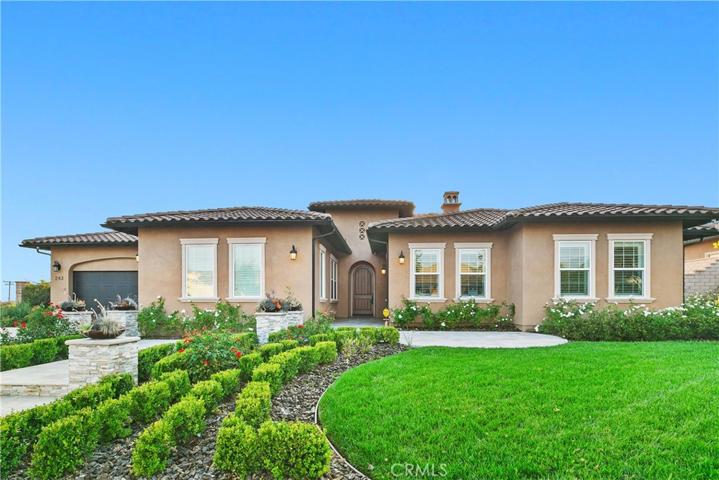 243 N Baldy Vista Avenue, Glendora, California 91741