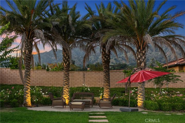 243 N Baldy Vista Avenue, Glendora, California 91741