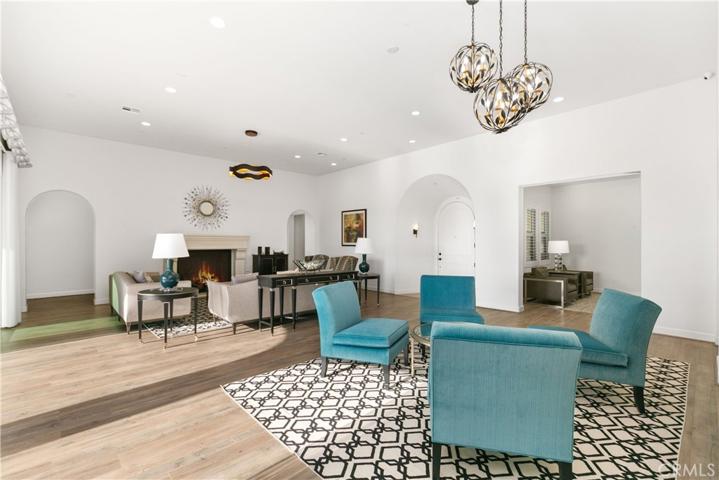 243 N Baldy Vista Avenue, Glendora, California 91741