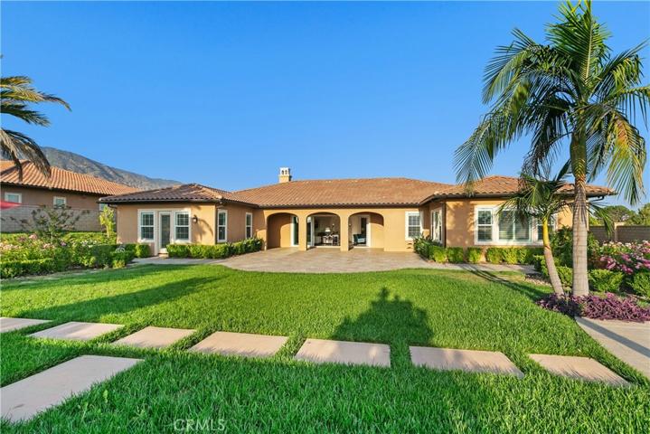 243 N Baldy Vista Avenue, Glendora, California 91741