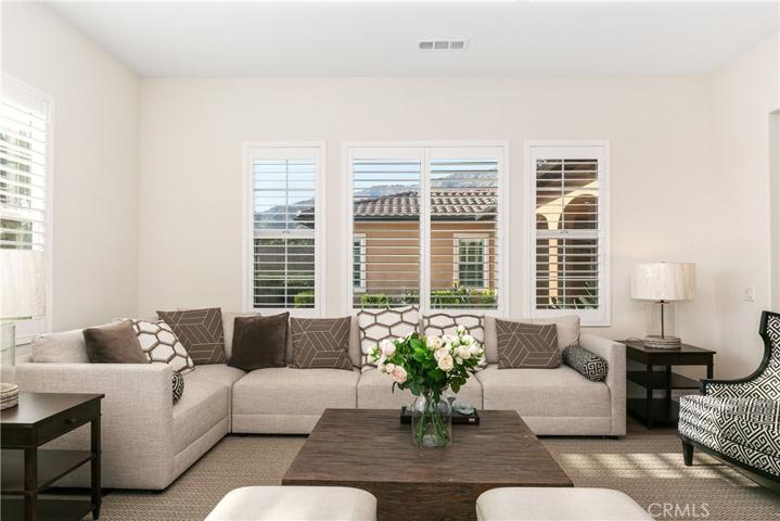 243 N Baldy Vista Avenue, Glendora, California 91741