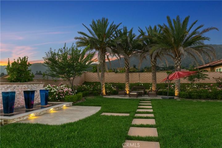243 N Baldy Vista Avenue, Glendora, California 91741
