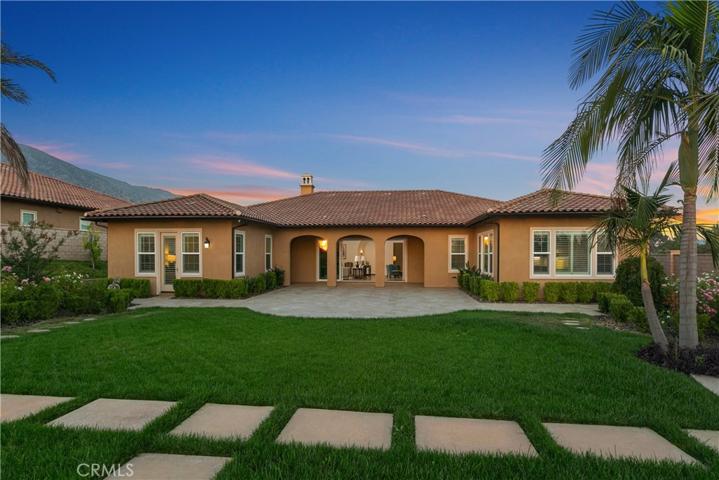 243 N Baldy Vista Avenue, Glendora, California 91741