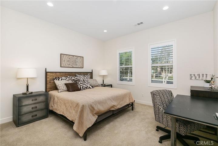 243 N Baldy Vista Avenue, Glendora, California 91741