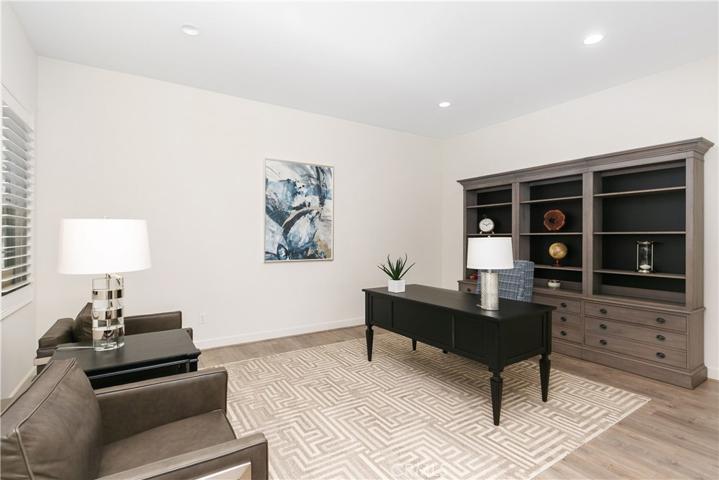243 N Baldy Vista Avenue, Glendora, California 91741