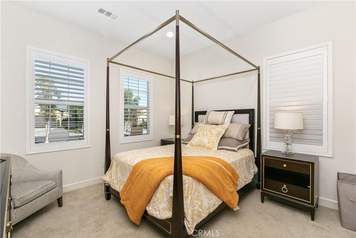 243 N Baldy Vista Avenue, Glendora, California 91741