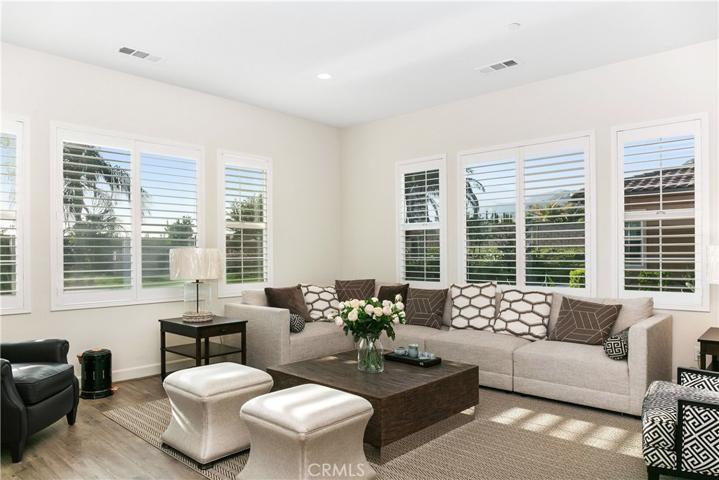 243 N Baldy Vista Avenue, Glendora, California 91741