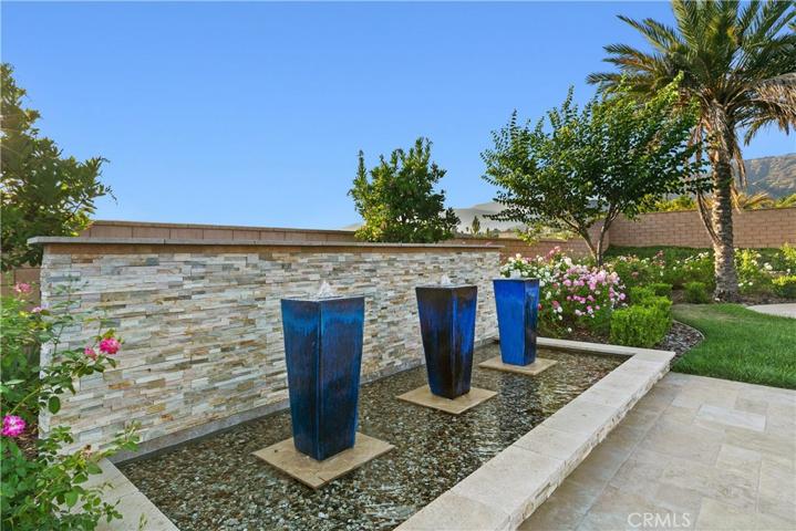 243 N Baldy Vista Avenue, Glendora, California 91741