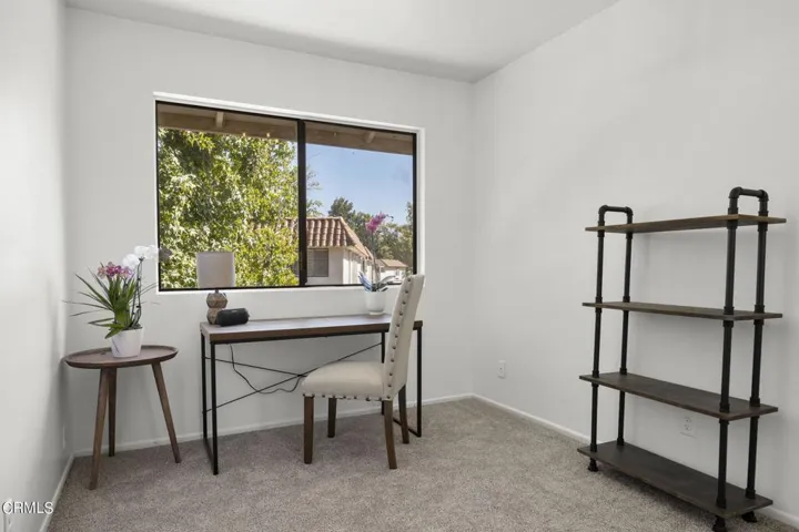 38-web-or-mls-Upmarketmedia_2838Ins-77