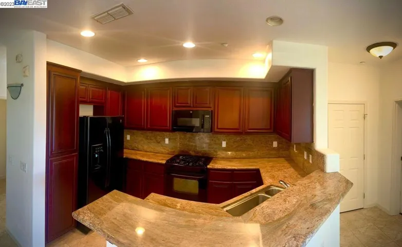 3459 Finnian Way, Dublin, California 94568