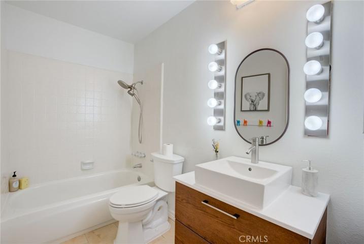 14 Acorn Unit 24, Irvine, California 92604