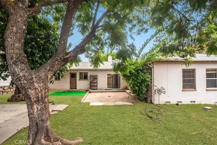 2277 Waltonia Drive, Montrose, California 91020