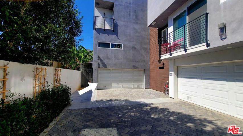 Full sized 2 car private garage