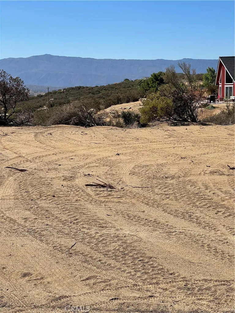 View of graded pad.