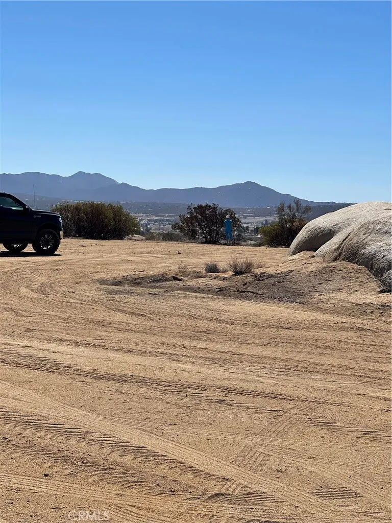 View of graded pad.