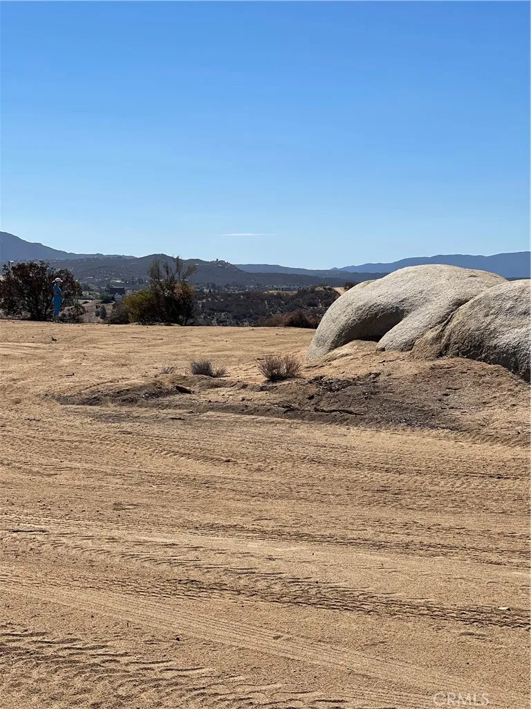 View of graded pad.