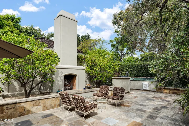 1420 Park Pl 046-mls