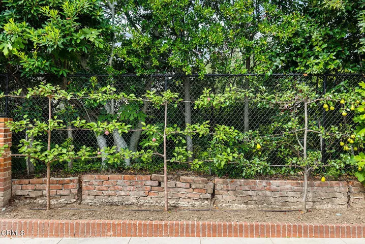 1420 Park Pl 042-mls