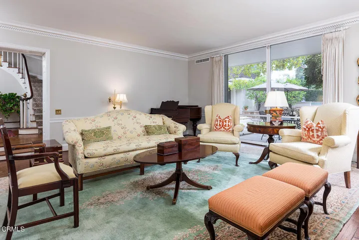 1420 Park Pl 012-mls