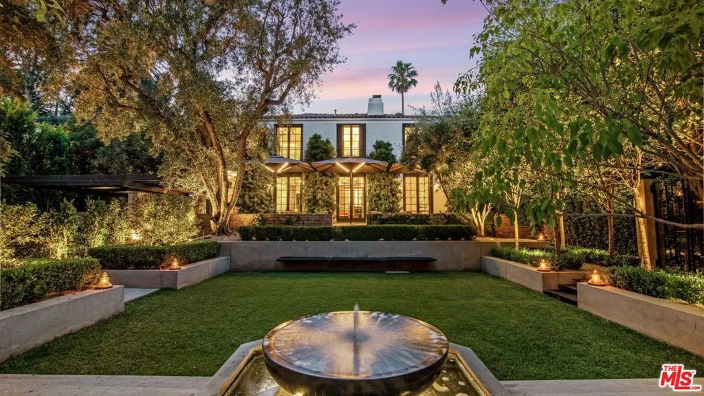 7065 Hillside Avenue, Los Angeles, California 90068, 4 Bedrooms Bedrooms, ,6 BathroomsBathrooms,Residential Lease,For Rent,Hillside,23316953