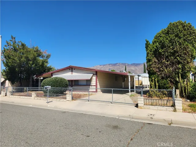 285 N Palomar Avenue, San Jacinto, California 92582