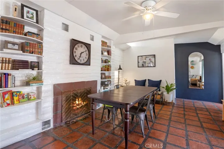 808 E Grand Boulevard, Corona, California 92879
