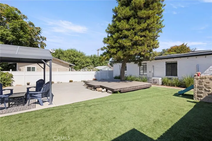 808 E Grand Boulevard, Corona, California 92879