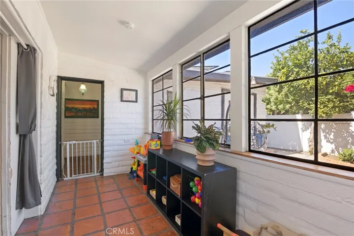 808 E Grand Boulevard, Corona, California 92879