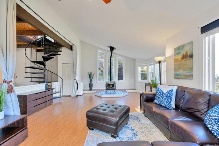 17255 Soda Springs Road, Los Gatos, California 95033