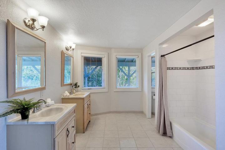 17255 Soda Springs Road, Los Gatos, California 95033