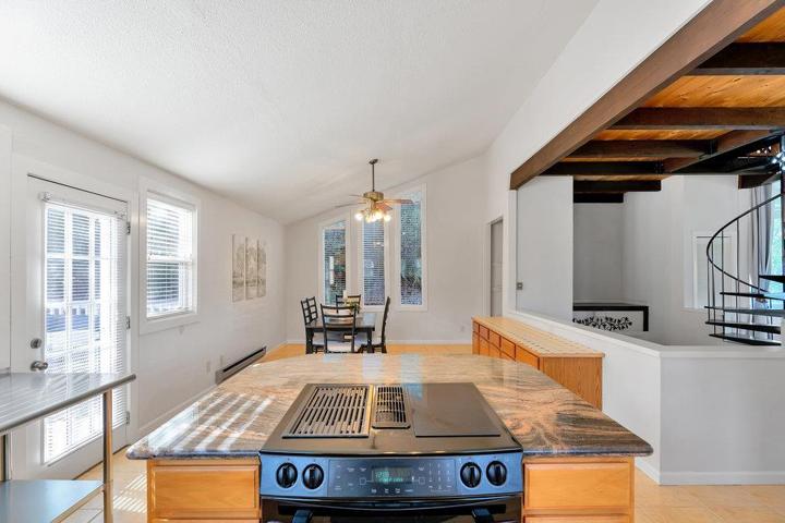 17255 Soda Springs Road, Los Gatos, California 95033