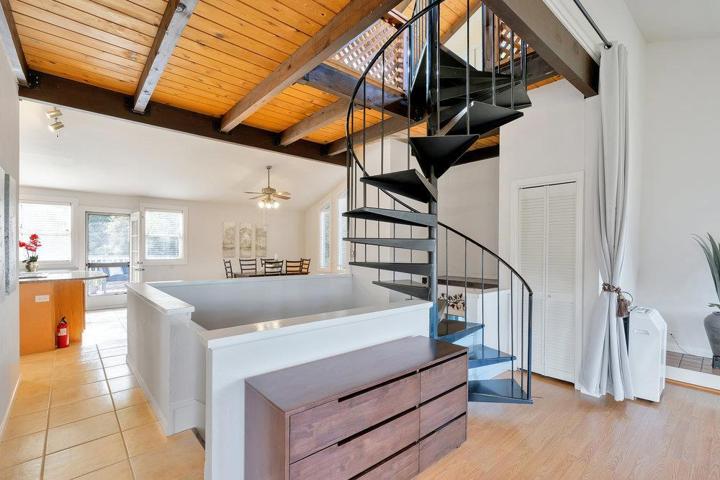 17255 Soda Springs Road, Los Gatos, California 95033