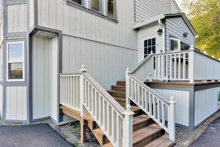 17255 Soda Springs Road, Los Gatos, California 95033
